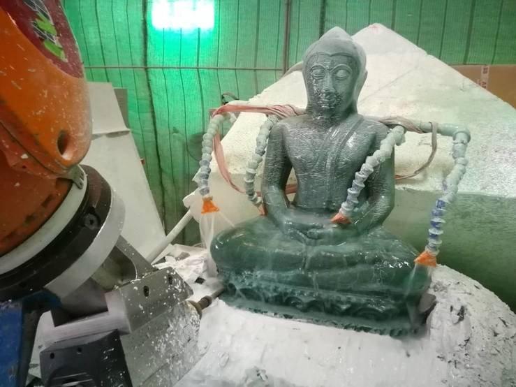 ผู้นำด้านงานแกะสลักด้วย Robot และ CNC จากไฟล์ 3D